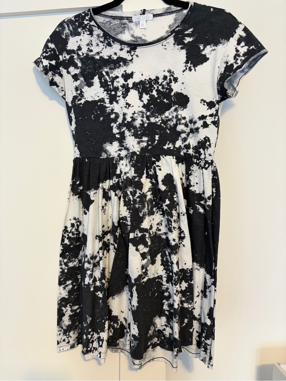 Abound Black & White Tie-Dye Short Sleeve Casual Dress